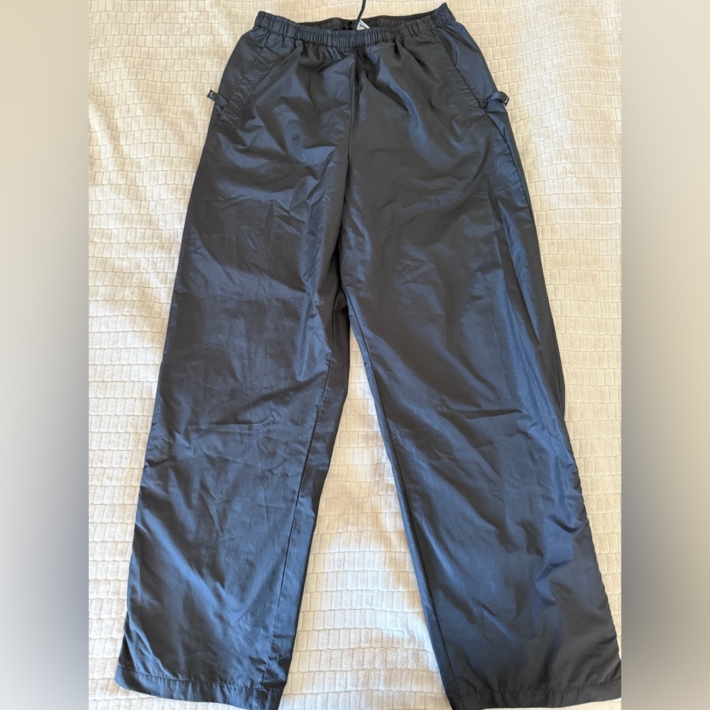 Nike Women’s Black Clima Fit Wind Rain Athletic Sweatpants Zip Leg